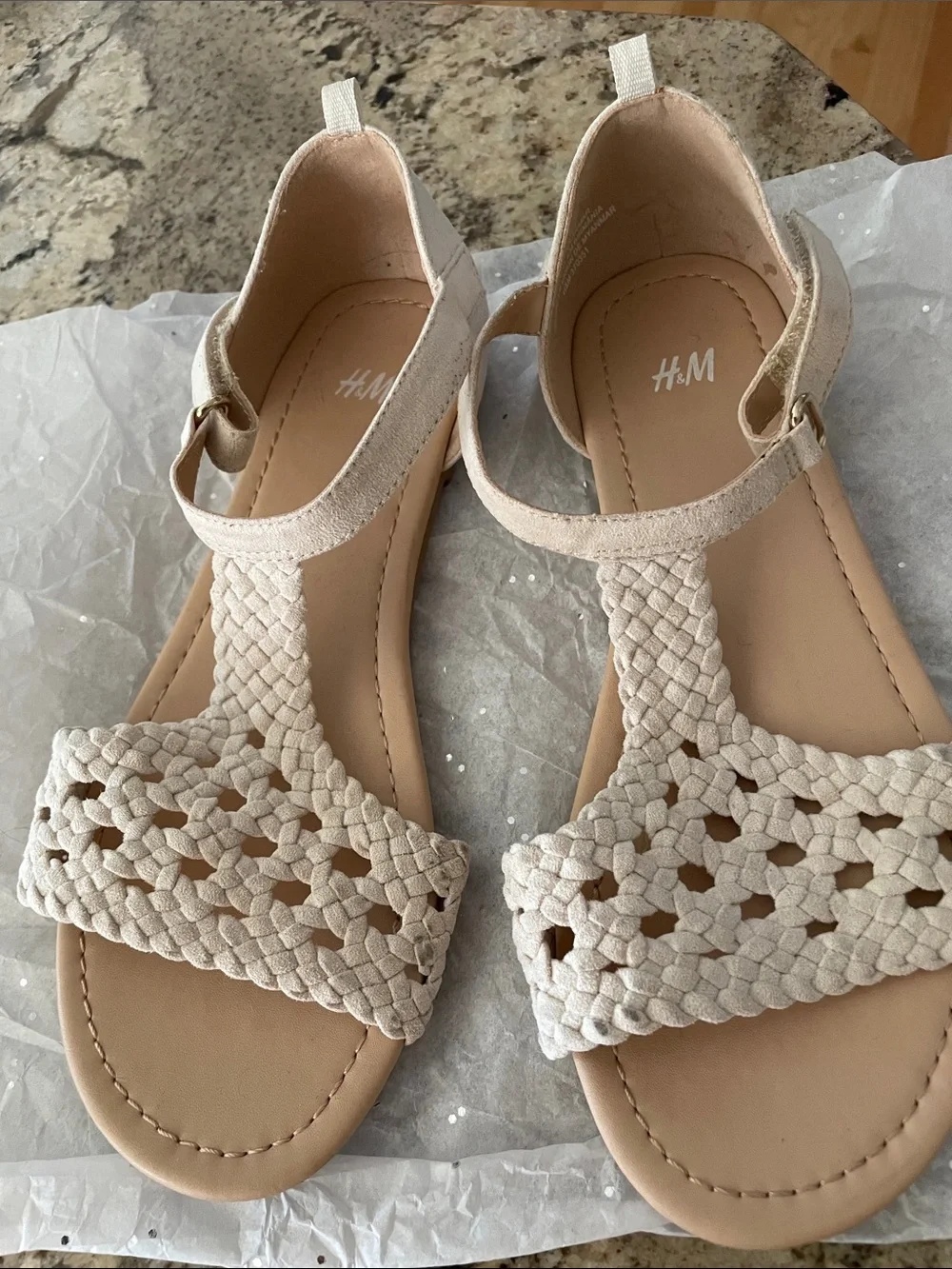 2 Girls Sandals. Size 3